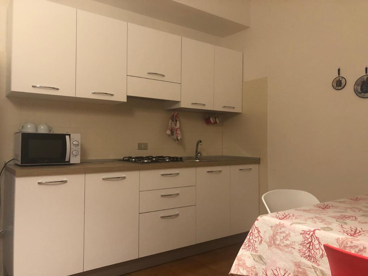 Beach Apartments Patrizia Таорміна Екстер'єр фото