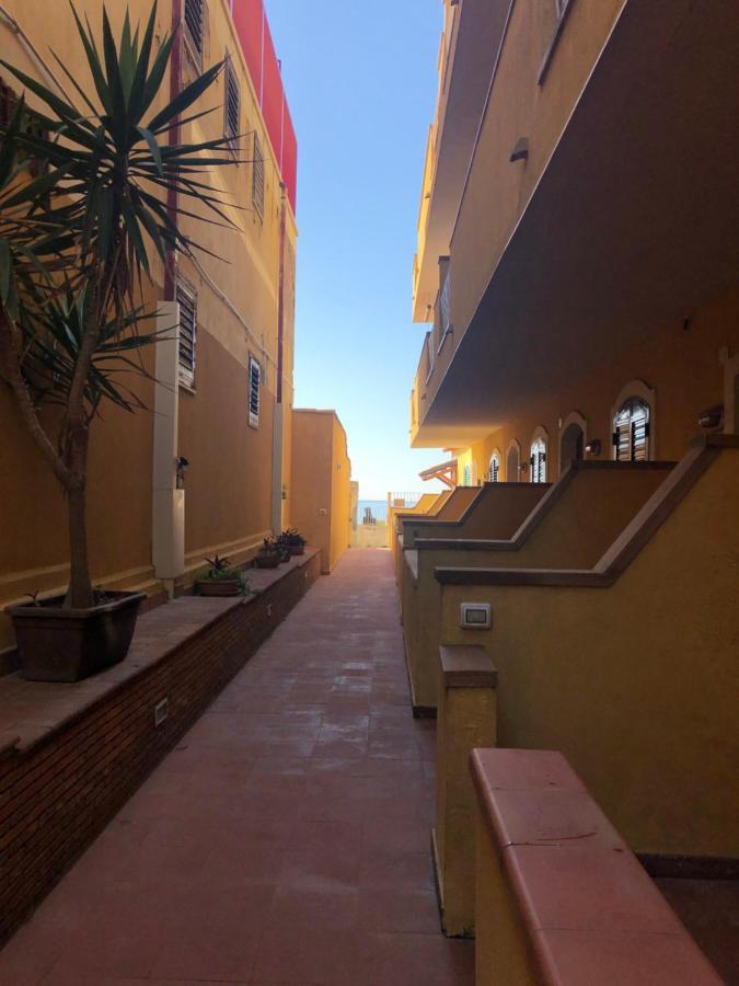 Beach Apartments Patrizia Таорміна Екстер'єр фото